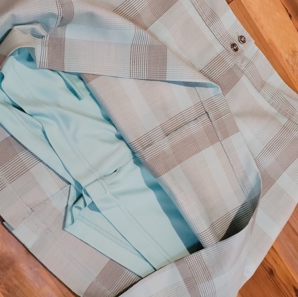 IZOD XFG COOL FX Golf Skort - Picture 9 of 16